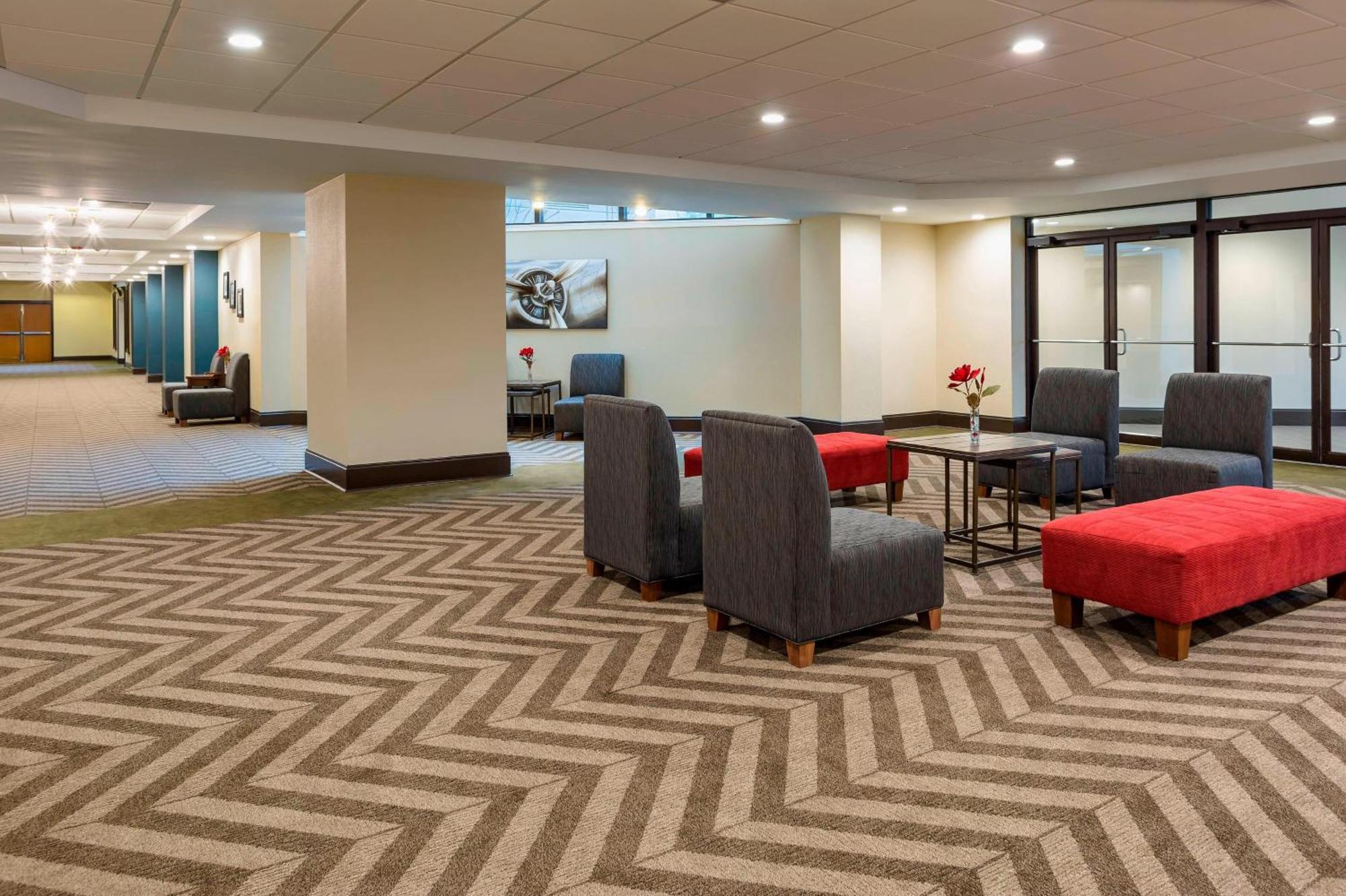 Four Points By Sheraton Milwaukee Airport Kültér fotó