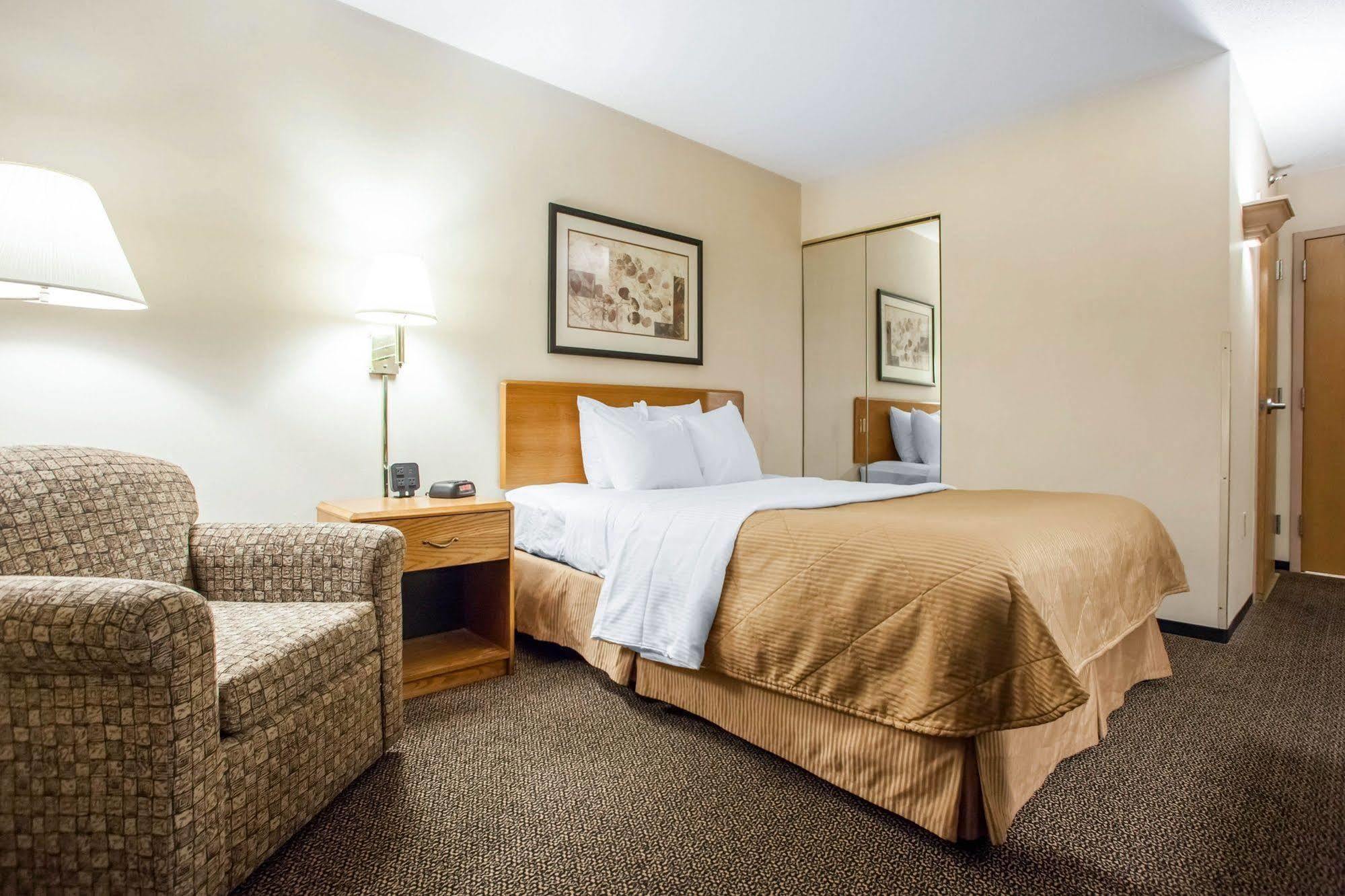 Four Points By Sheraton Milwaukee Airport Kültér fotó