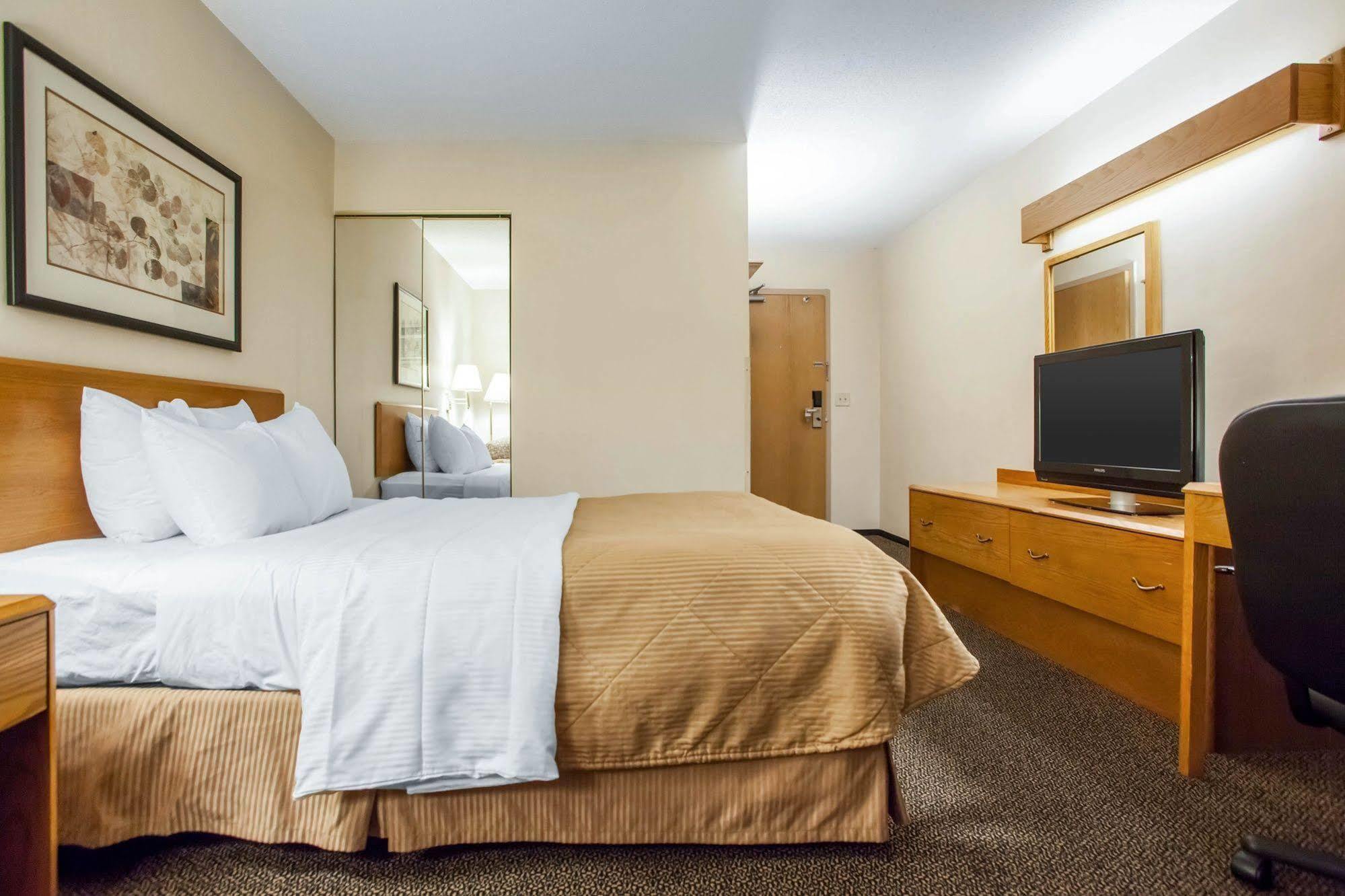 Four Points By Sheraton Milwaukee Airport Kültér fotó